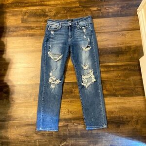 Judy Blue Boyfriend fit distressed jeans. Size 13/31